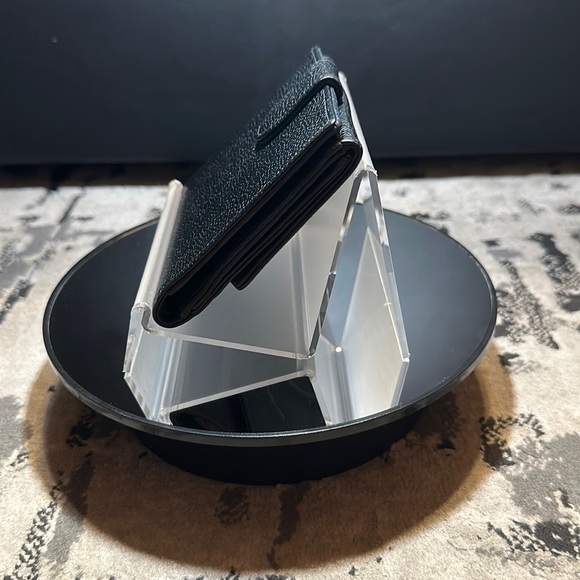 Like NEW Chanel Timeless Compact Black Caviar Wallet - Picture 10 of 14